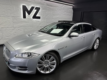 Used Jaguar XJ 2013 for sale - 78619238: Photo