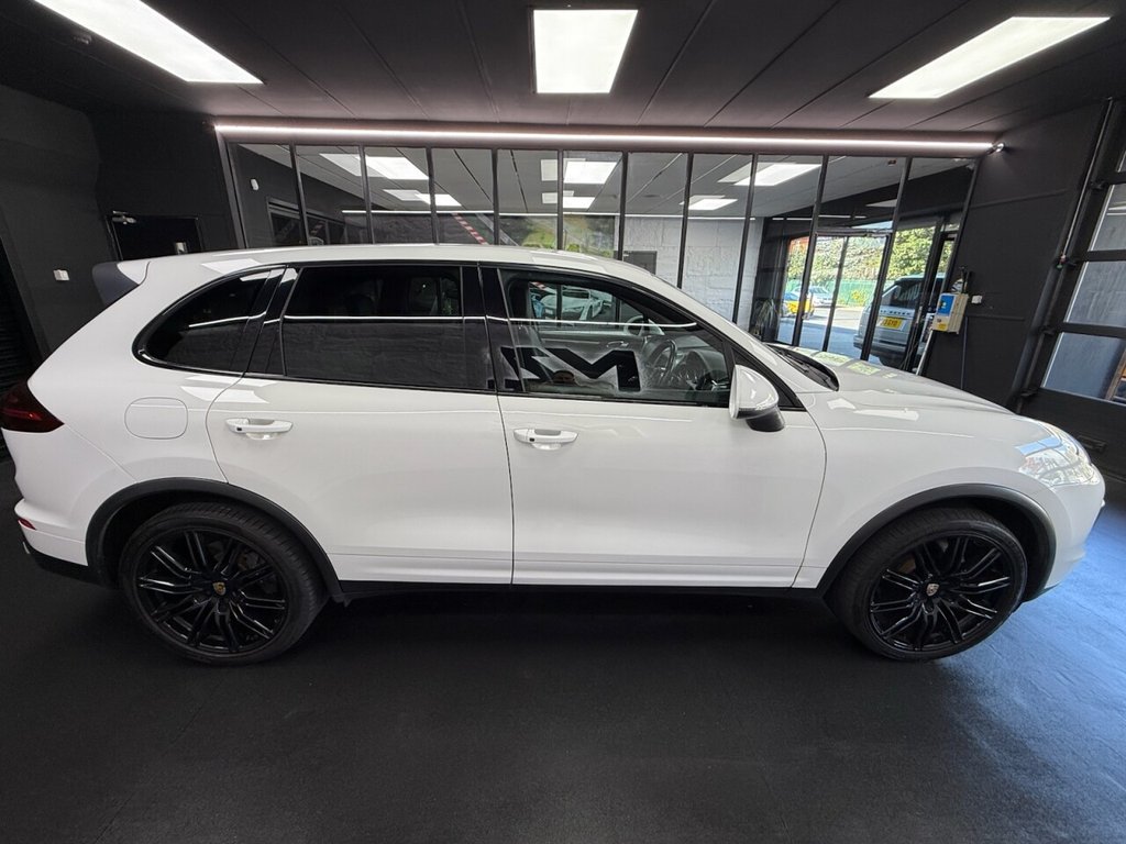 Used Porsche Cayenne 2015 for sale - 76080404: Photo 12