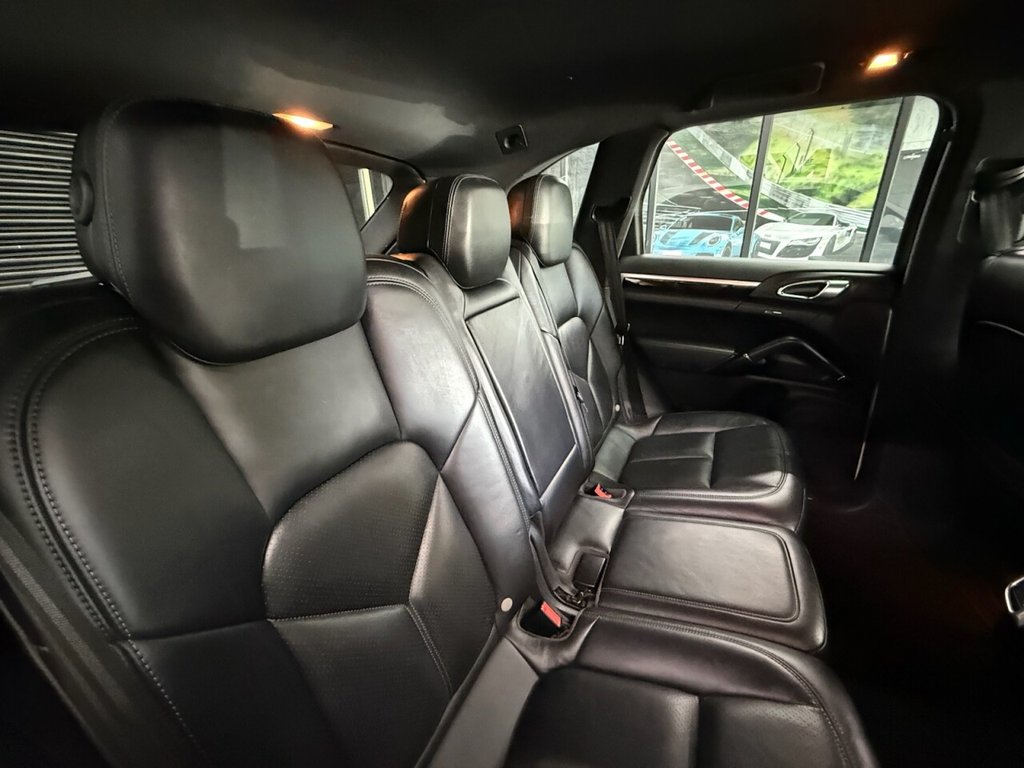 Used Porsche Cayenne 2015 for sale - 76080404: Photo 15