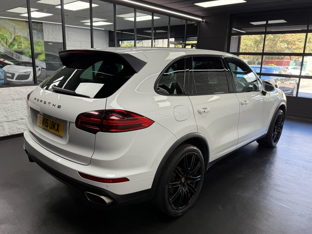Used Porsche Cayenne 2015 for sale - 76080404: Photo 16