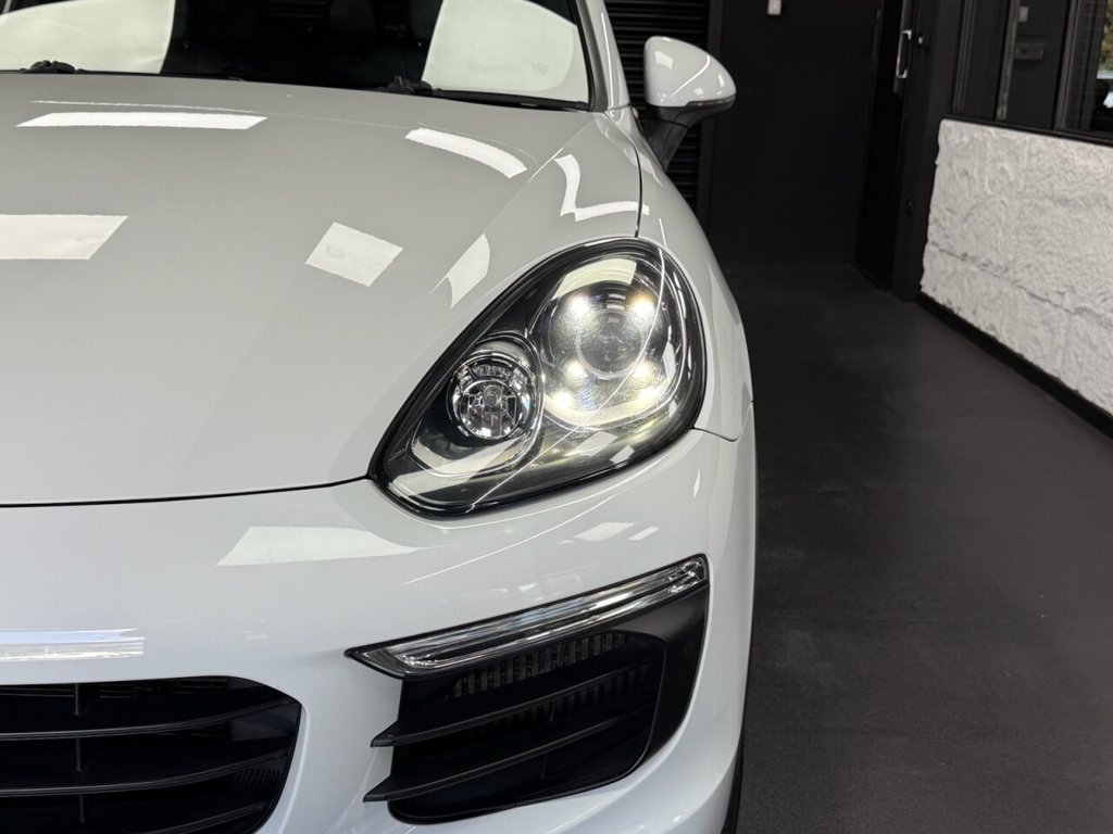 Used Porsche Cayenne 2015 for sale - 76080404: Photo 19