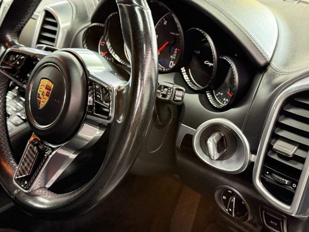 Used Porsche Cayenne 2015 for sale - 76080404: Photo 20