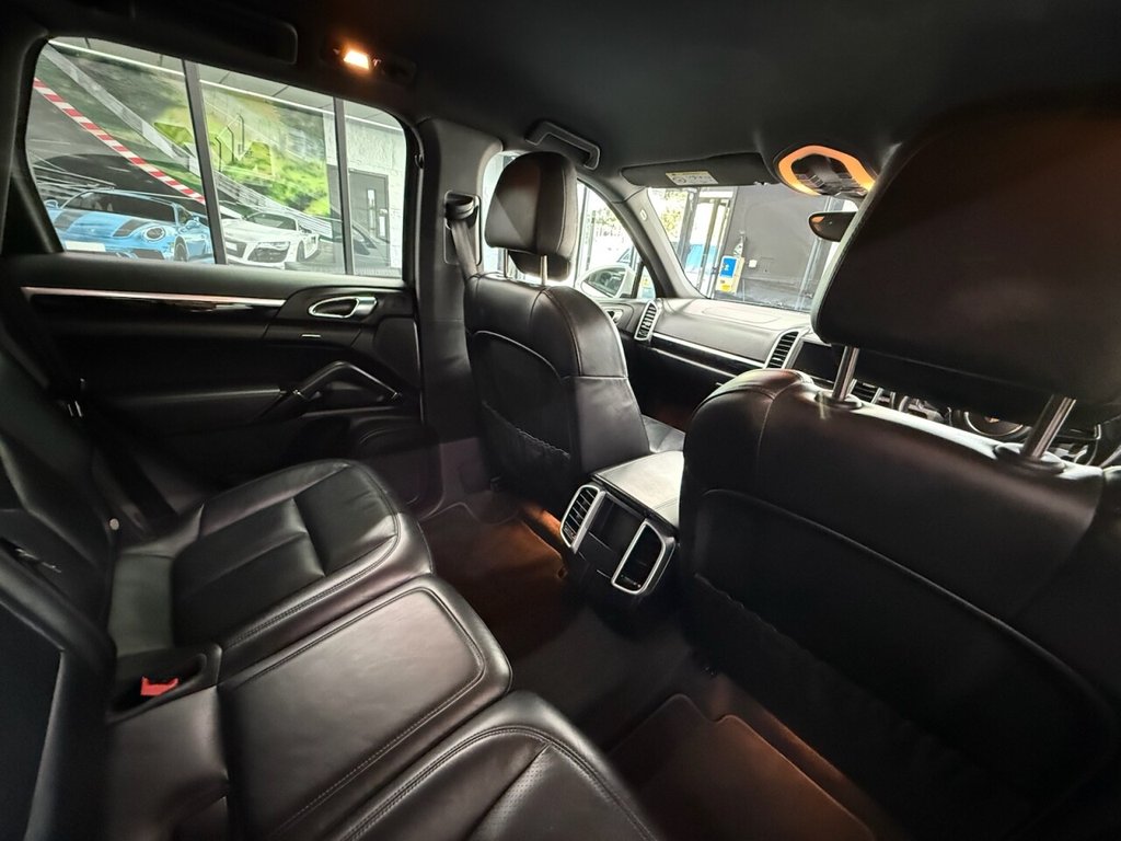 Used Porsche Cayenne 2015 for sale - 76080404: Photo 5