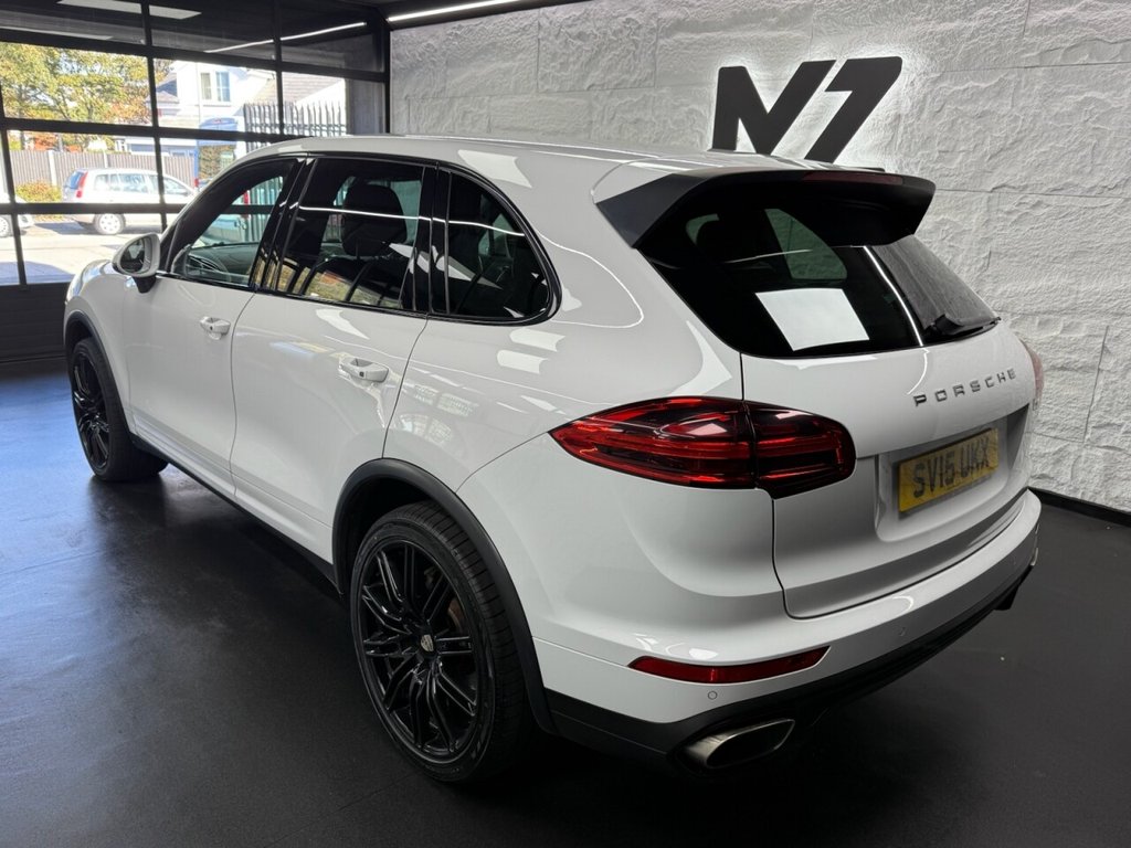 Used Porsche Cayenne 2015 for sale - 76080404: Photo 6