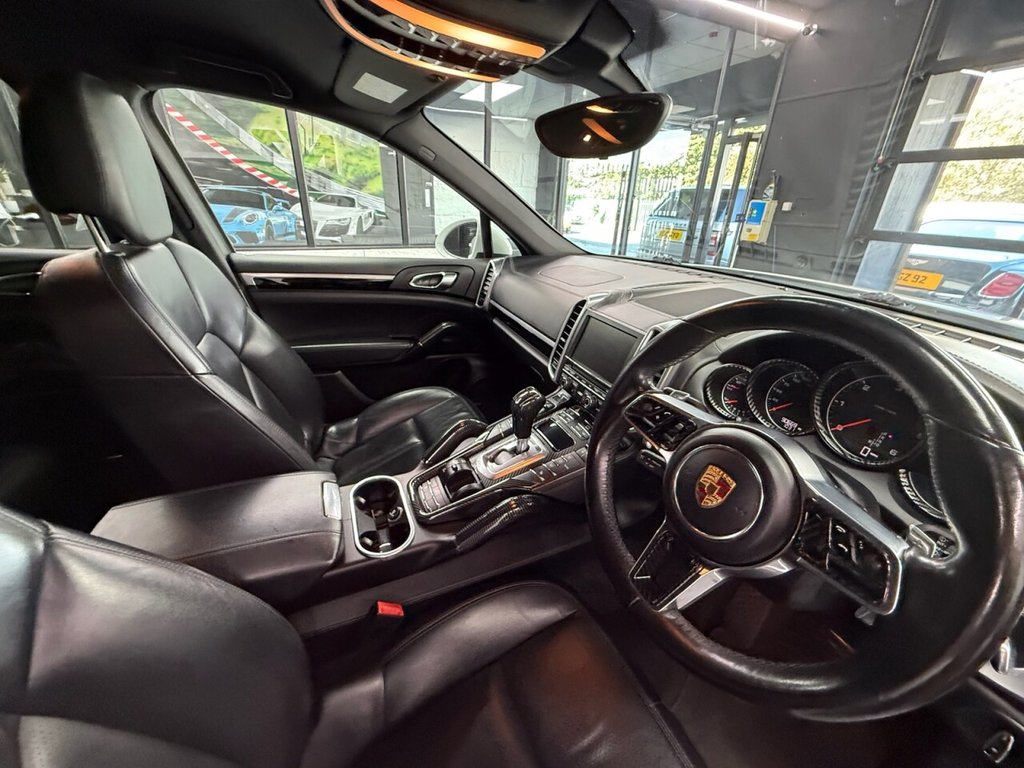 Used Porsche Cayenne 2015 for sale - 76080404: Photo 9