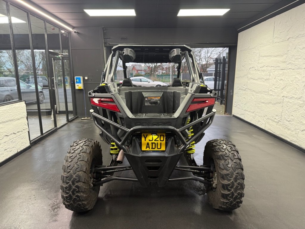 Polaris RZR