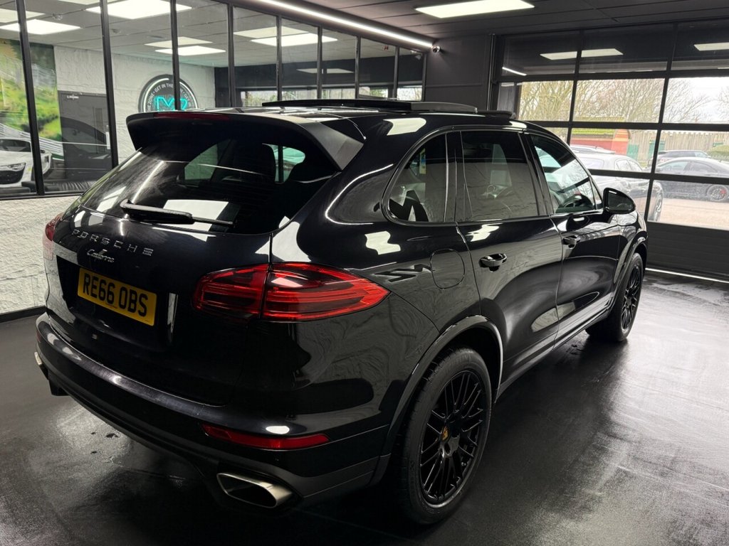 Used Porsche Cayenne 2016 for sale - 77666849: Photo 14