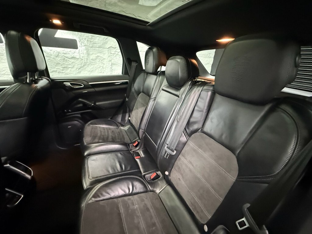 Used Porsche Cayenne 2016 for sale - 77666849: Photo 18