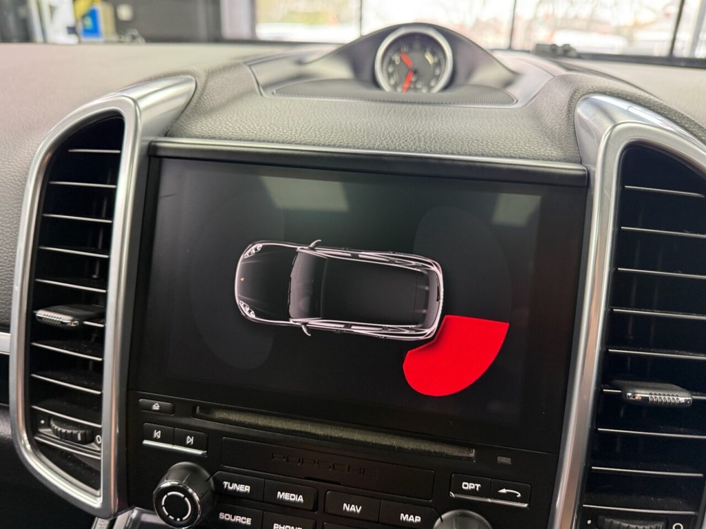 Used Porsche Cayenne 2016 for sale - 77666849: Photo 24