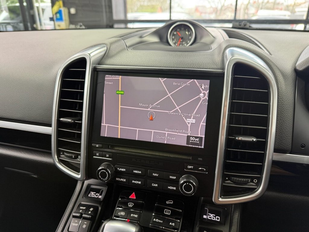 Used Porsche Cayenne 2016 for sale - 77666849: Photo 25