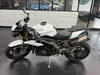 Used Triumph SPEED 2020 for sale - bike-79358644: Photo