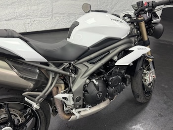 Used Triumph SPEED 2020 for sale - bike-79358644: Photo