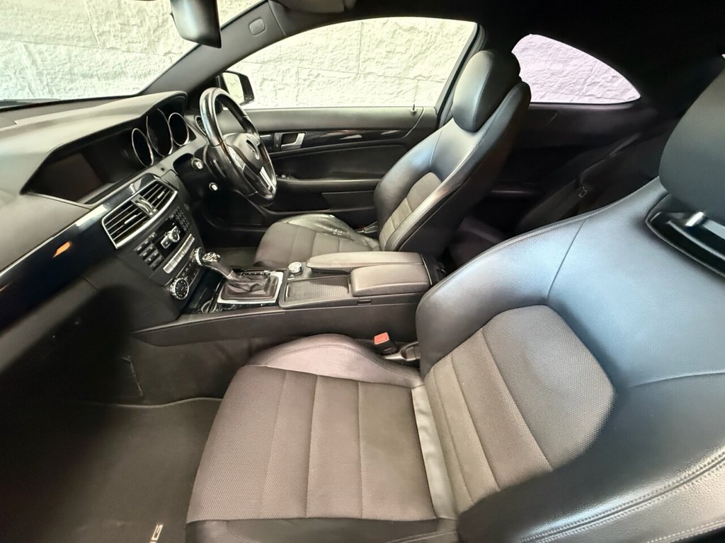 Used Mercedes-Benz C Class 2012 for sale - 78154120: Photo 3