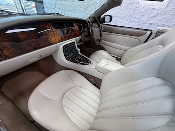 Used Jaguar XK8 1999 for sale - 78702566: Photo
