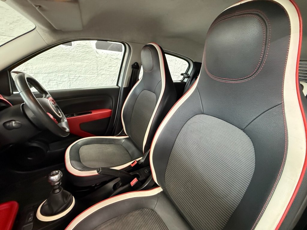 Used Renault Twingo 2015 for sale - 76210460: Photo 32