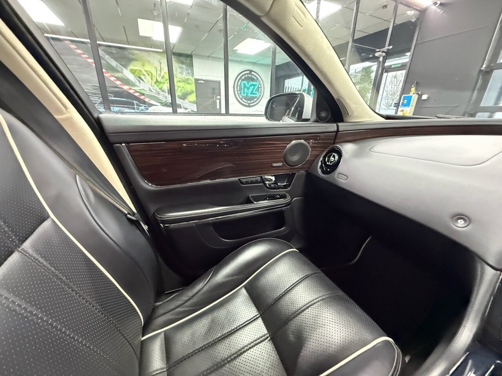 Used Jaguar XJ 2013 for sale - 77187890: Photo 19