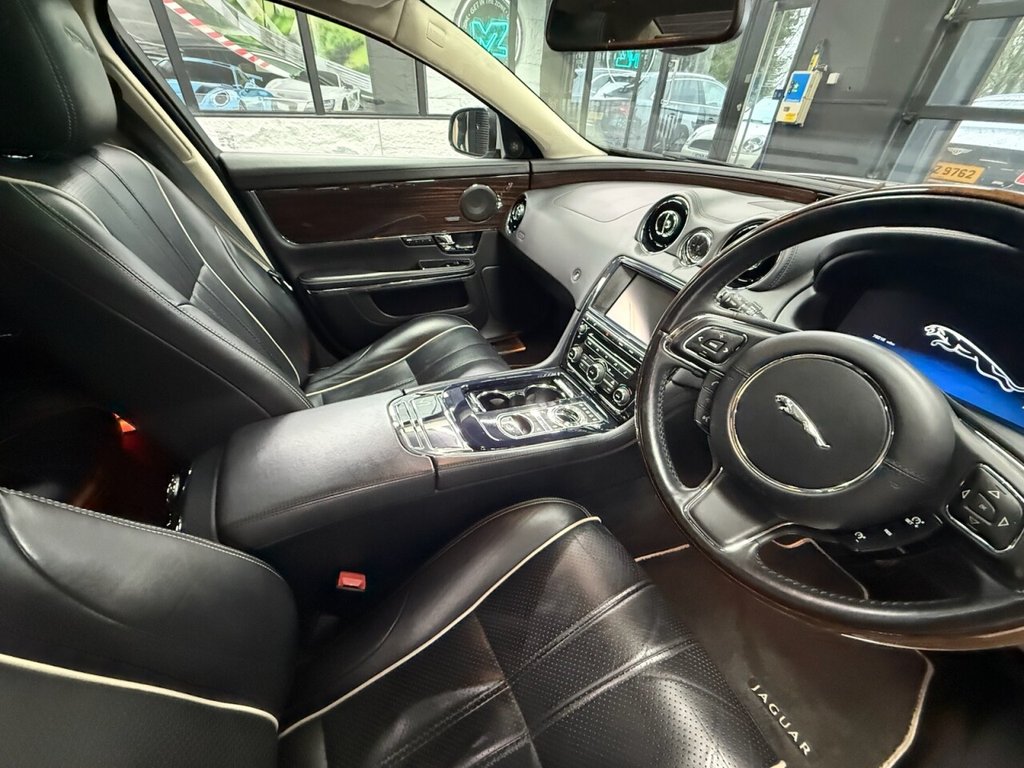Used Jaguar XJ 2013 for sale - 77187890: Photo 3