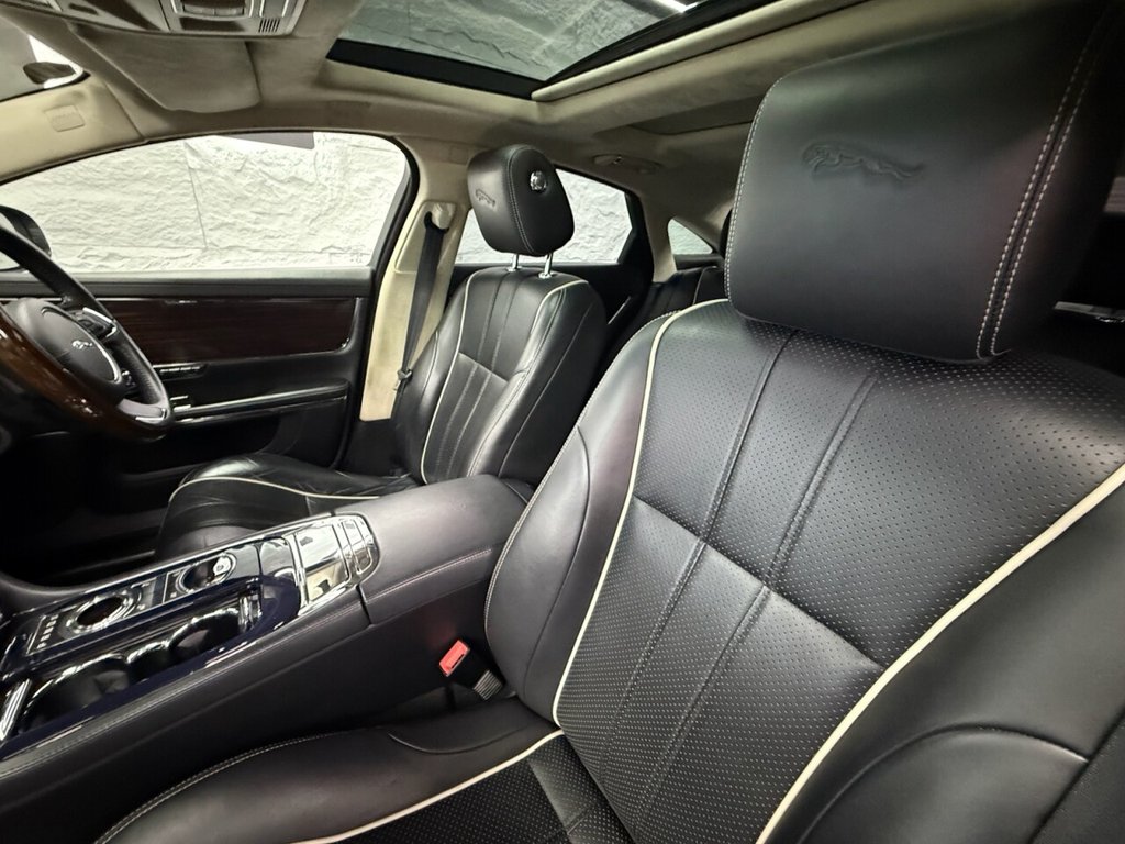 Used Jaguar XJ 2013 for sale - 77187890: Photo 35