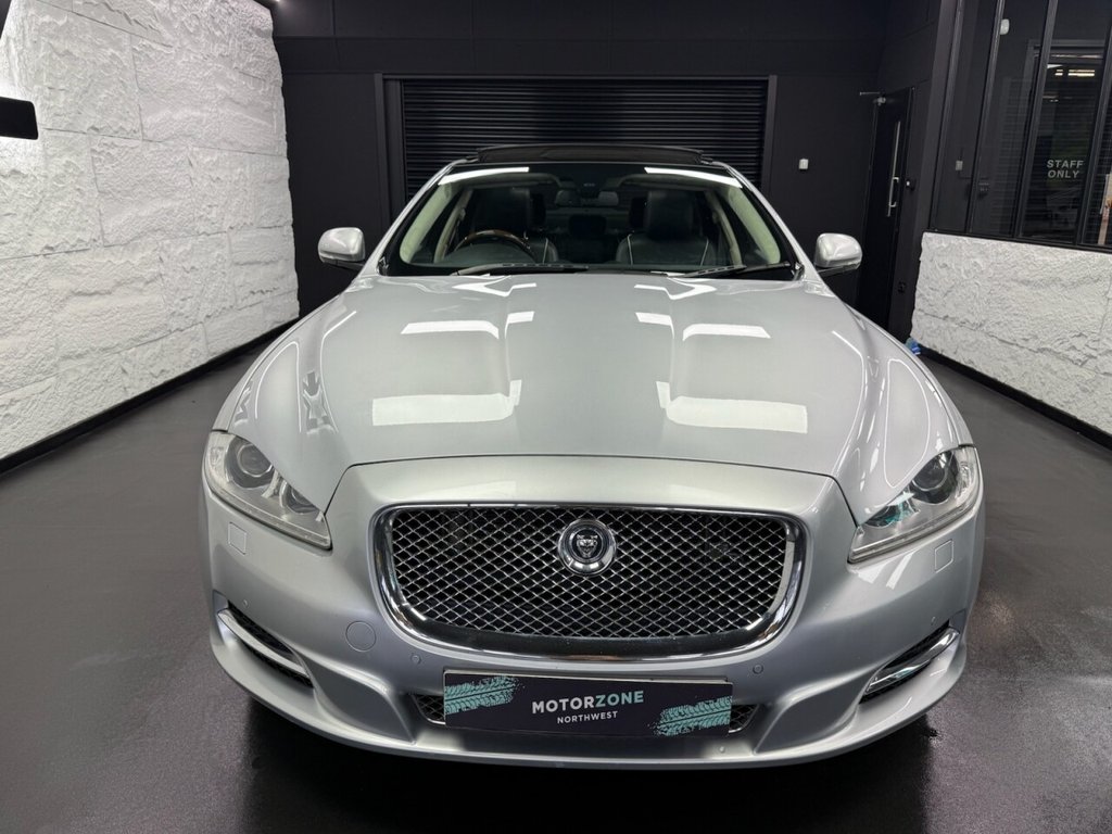 Used Jaguar XJ 2013 for sale - 77187890: Photo 4