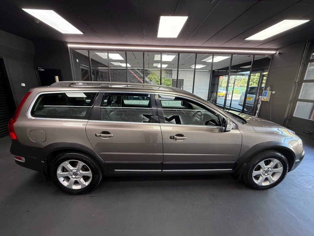 Used Volvo XC70 2008 for sale - 76081119: Photo 10