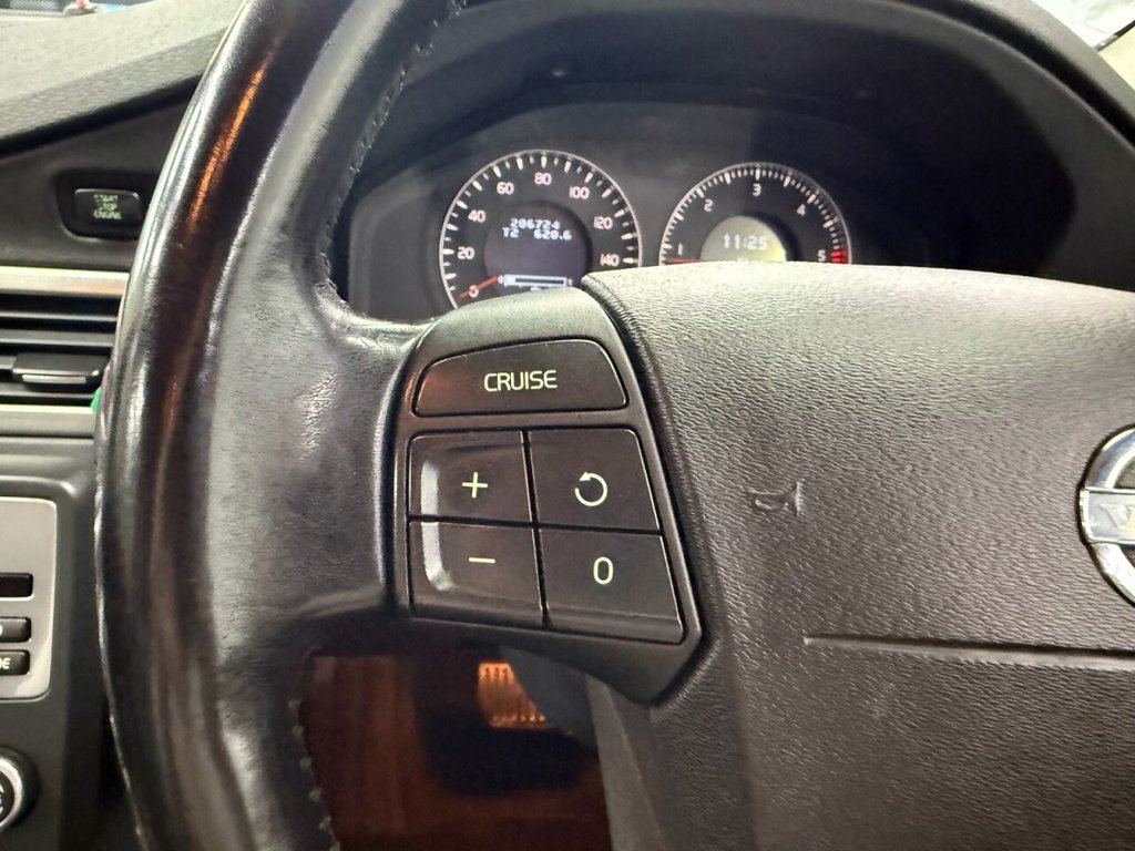 Used Volvo XC70 2008 for sale - 76081119: Photo 19