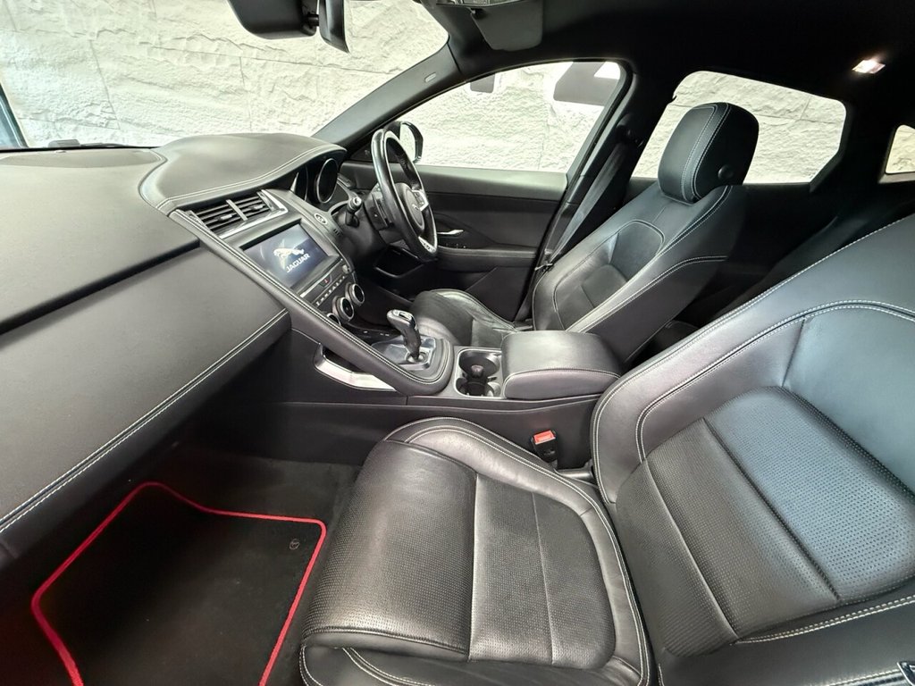 Used Jaguar E-Pace 2018 for sale - 76923961: Photo 17