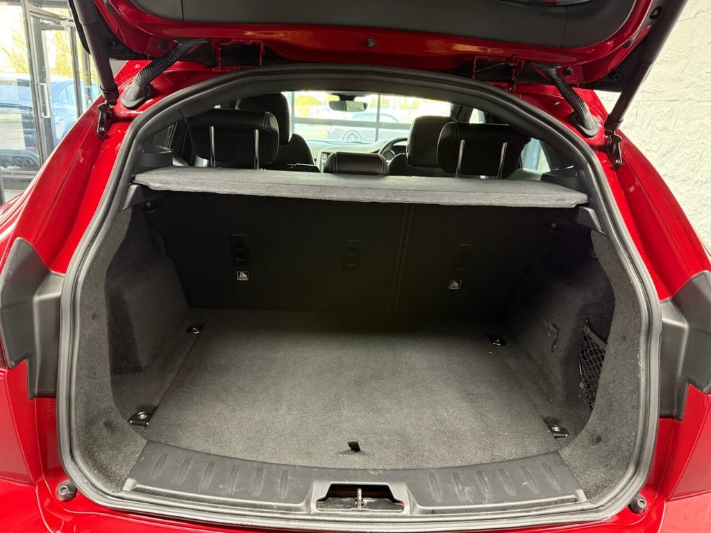 Used Jaguar E-Pace 2018 for sale - 76923961: Photo 30