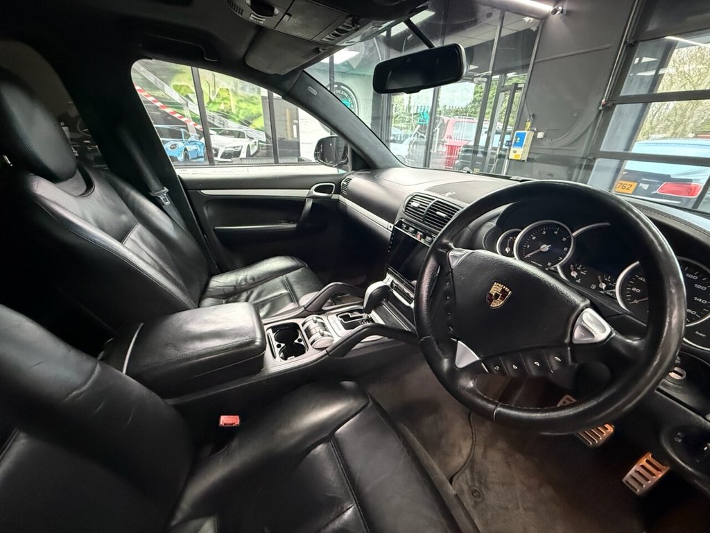 Used Porsche Cayenne 2004 for sale - 77546993: Photo 3