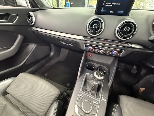 Used Audi A3 Cabriolet 2014 for sale - 76105866: Photo 21