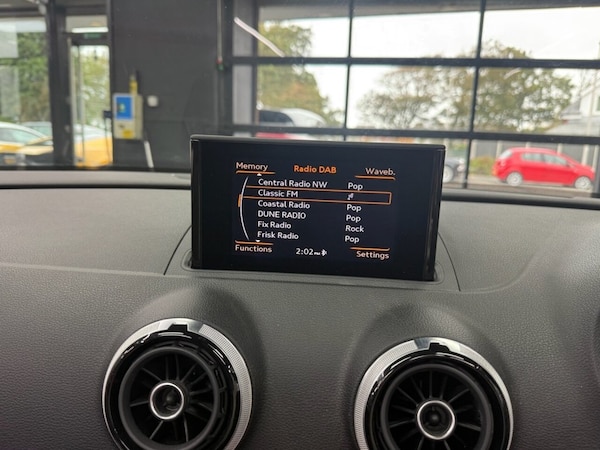 Used Audi A3 Cabriolet 2014 for sale - 76105866: Photo 25