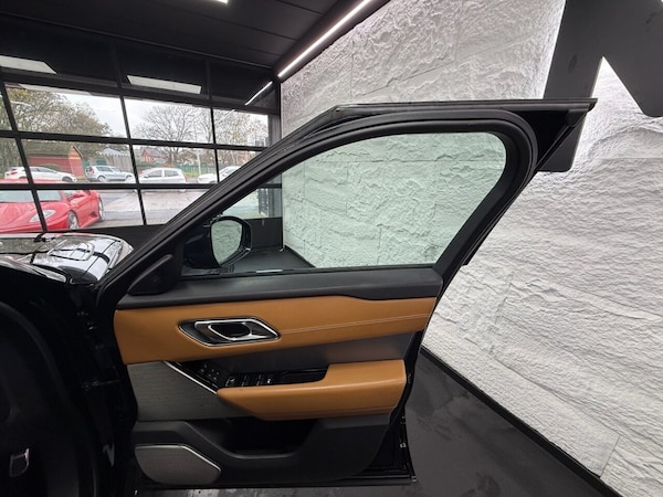 Used Land Rover Range Rover Velar 2018 for sale - 76333668: Photo 29