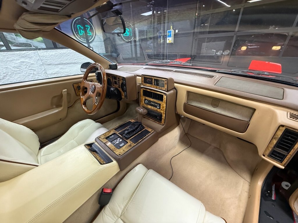 Used Pontiac Fiero 1988 for sale - 76901051: Photo 10