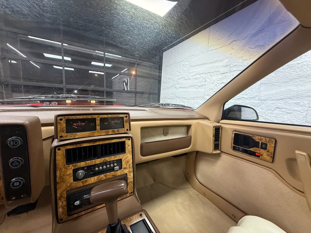 Used Pontiac Fiero 1988 for sale - 76901051: Photo 18