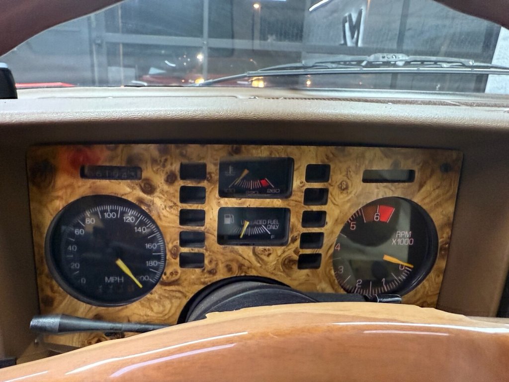 Used Pontiac Fiero 1988 for sale - 76901051: Photo 21