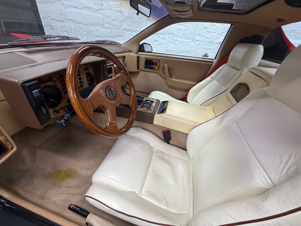 Used Pontiac Fiero 1988 for sale - 76901051: Photo 25