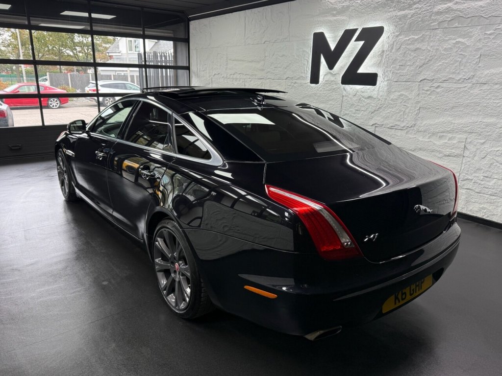 Used Jaguar XJ 2014 for sale - 76147858: Photo 12