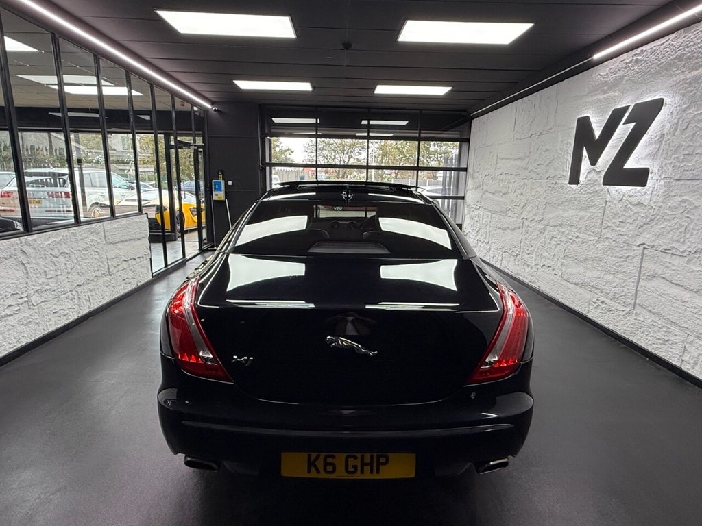 Used Jaguar XJ 2014 for sale - 76147858: Photo 14
