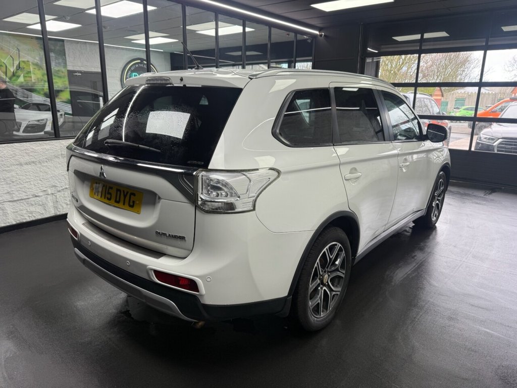 Used Mitsubishi Outlander 2015 for sale - 77904709: Photo 12