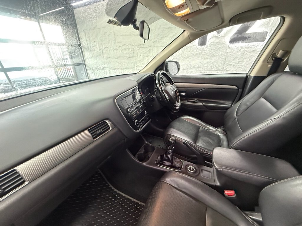 Used Mitsubishi Outlander 2015 for sale - 77904709: Photo 14