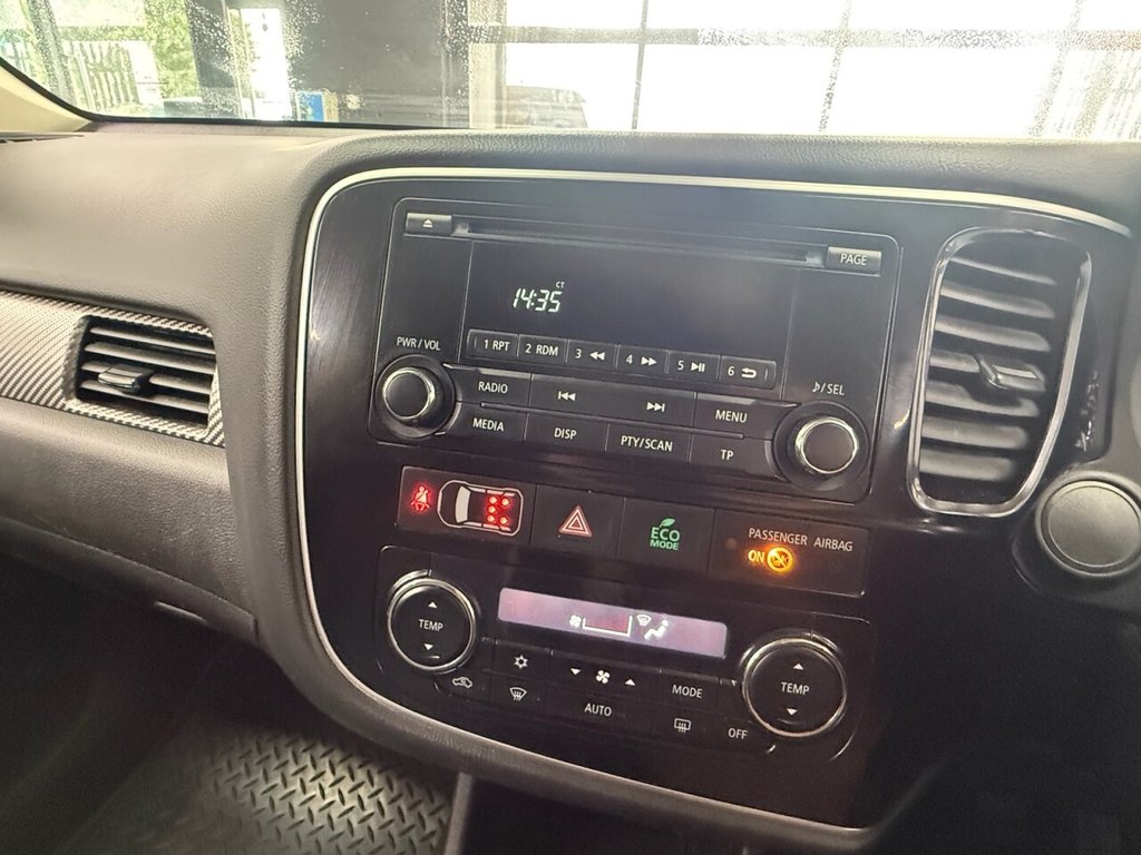 Used Mitsubishi Outlander 2015 for sale - 77904709: Photo 20