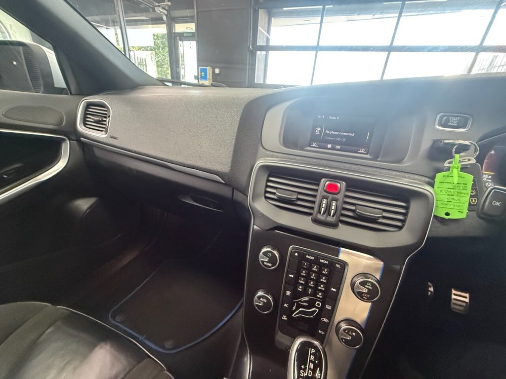 Used Volvo V40 2015 for sale - 78043951: Photo 19
