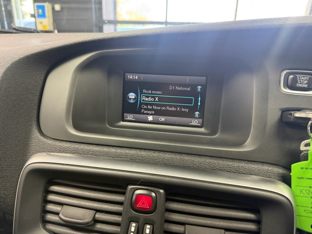 Used Volvo V40 2015 for sale - 78043951: Photo 23