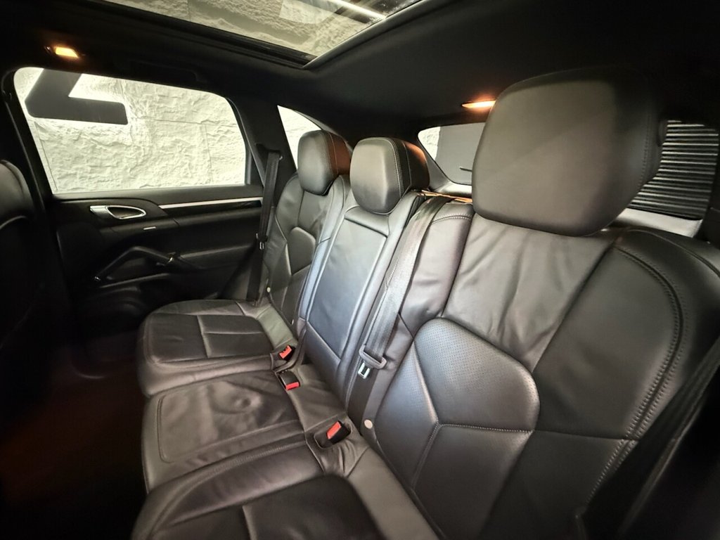 Used Porsche Cayenne 2013 for sale - 76703790: Photo 15