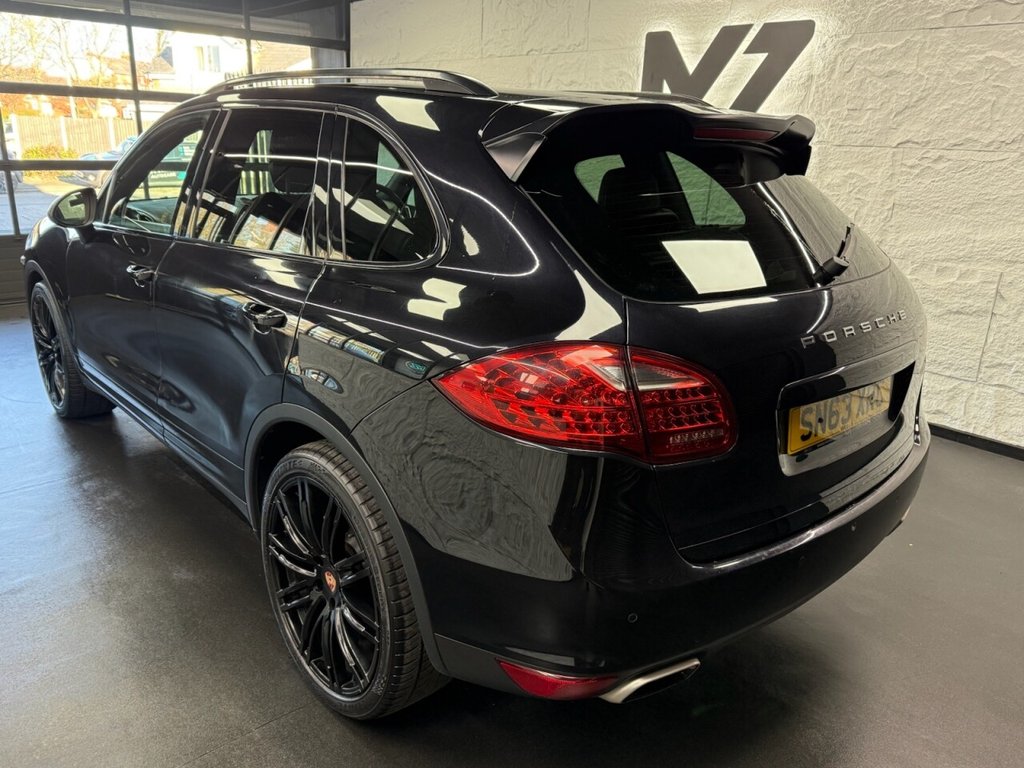 Used Porsche Cayenne 2013 for sale - 76703790: Photo 16