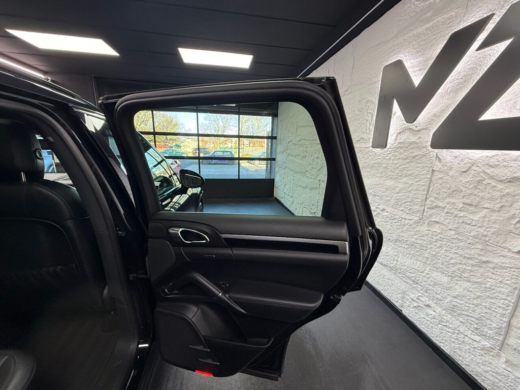 Used Porsche Cayenne 2013 for sale - 76703790: Photo 25