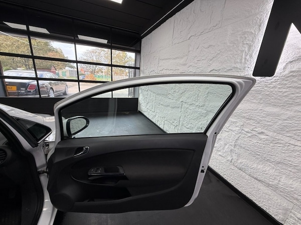 Used Vauxhall Corsa 2014 for sale - 76185120: Photo 13