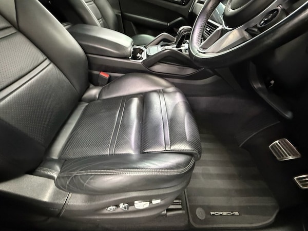 Used Porsche Cayenne 2019 for sale - 75666310: Photo 11