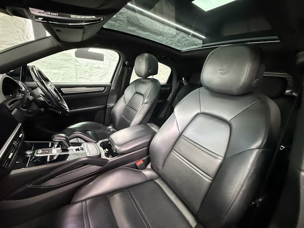 Used Porsche Cayenne 2019 for sale - 75666310: Photo 15