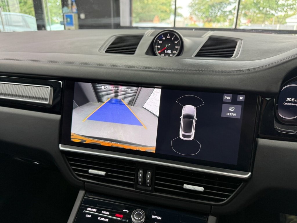 Vehicle 29