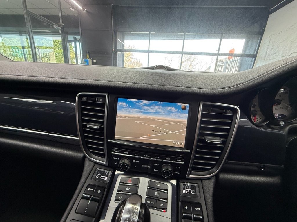 Used Porsche Panamera 2010 for sale - 76868195: Photo 10